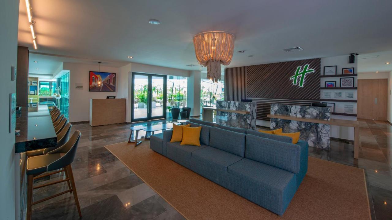 Holiday Inn&Suites - Merida La Isla, an IHG Hotel Bagian luar foto