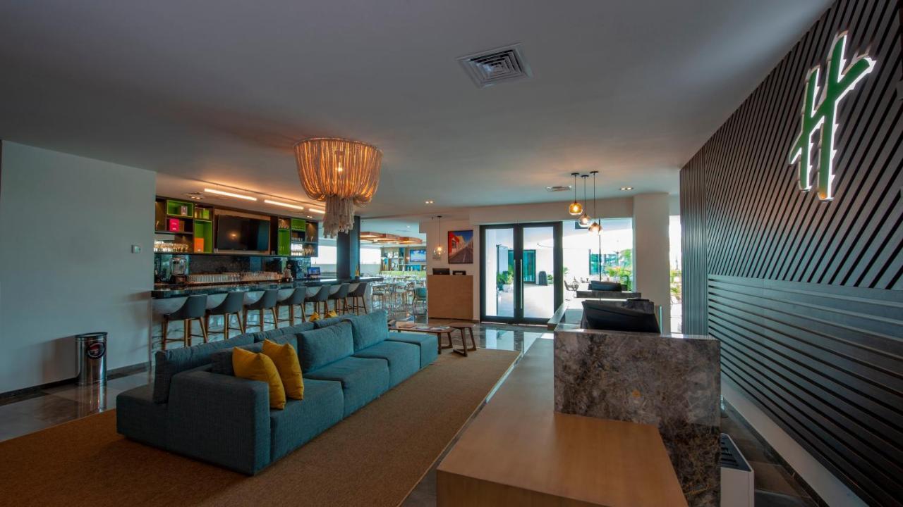 Holiday Inn&Suites - Merida La Isla, an IHG Hotel Bagian luar foto